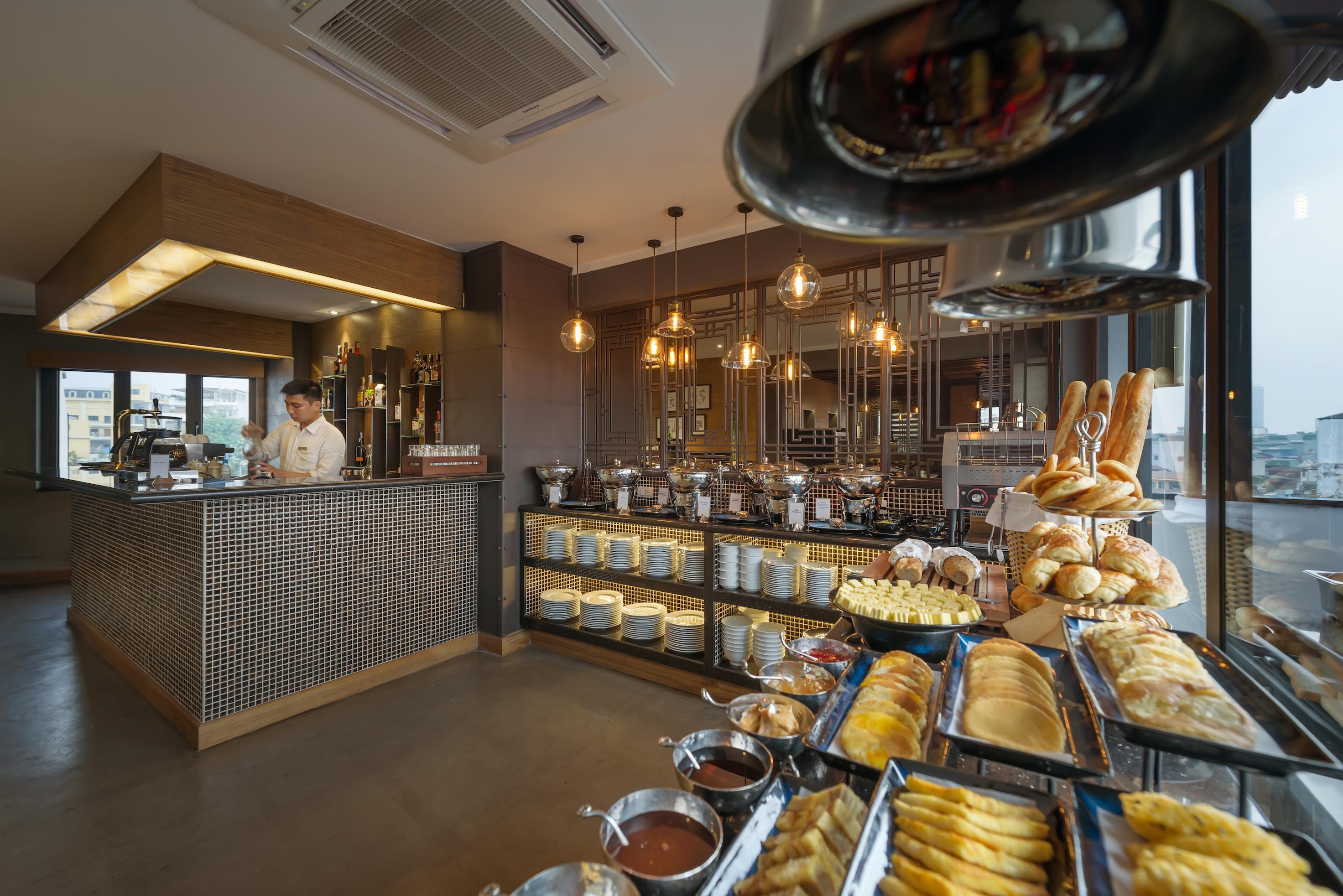 Bespoke Trendy Hotel Hanoi Bagian luar foto