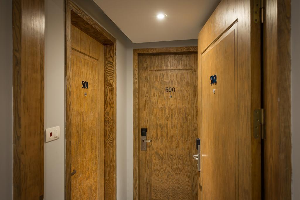 Bespoke Trendy Hotel Hanoi Bagian luar foto