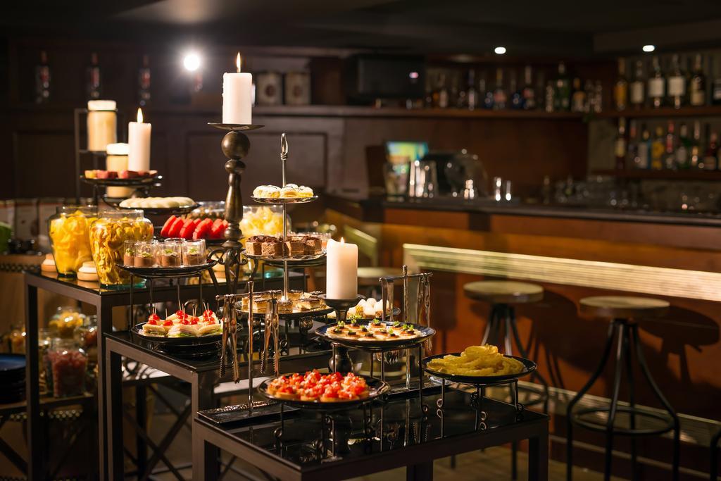 Bespoke Trendy Hotel Hanoi Bagian luar foto