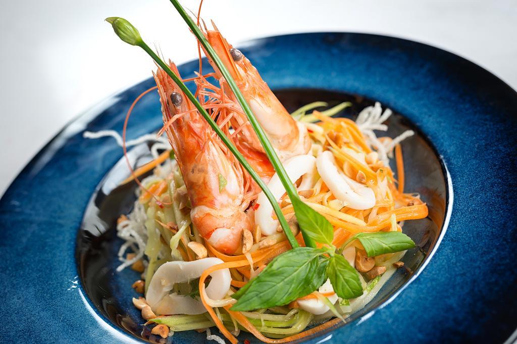 Bespoke Trendy Hotel Hanoi Bagian luar foto
