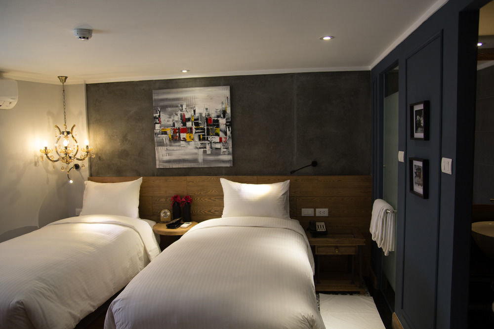 Bespoke Trendy Hotel Hanoi Bagian luar foto