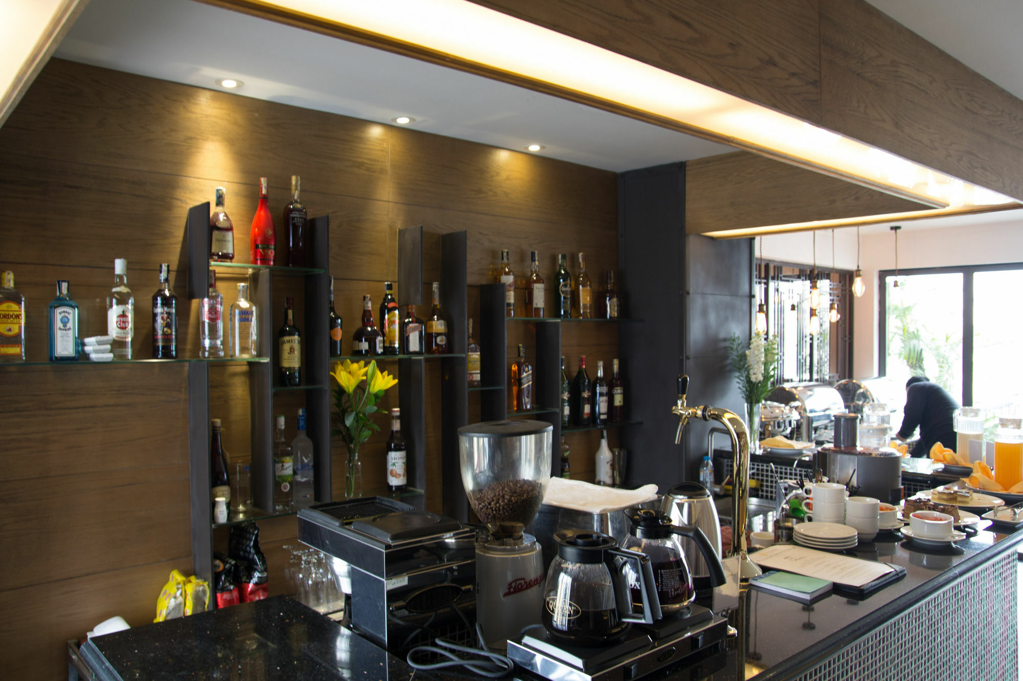 Bespoke Trendy Hotel Hanoi Bagian luar foto
